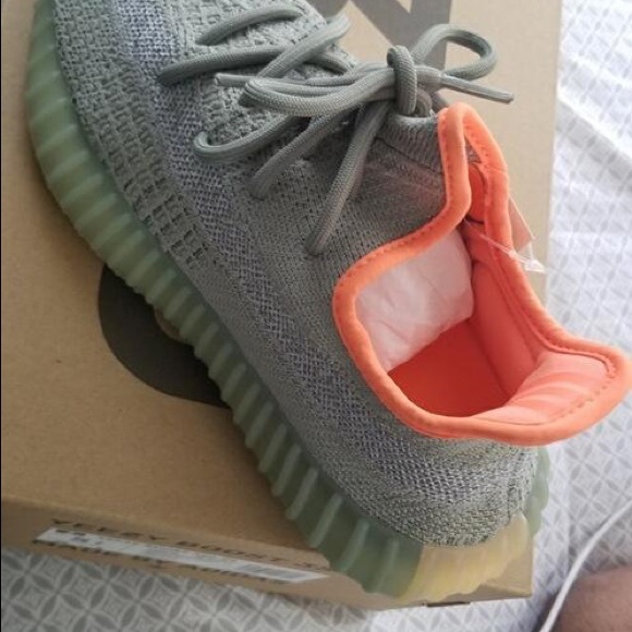 Yeezy boost 350 - Picture 3 of 3